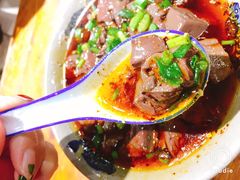-杨三娘跷脚牛肉(羊子山西路店)