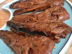 特色酱鸭卤鸭头-竹里馆·淮扬菜·功夫茶(老门东店)