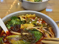 -丽丽三鲜螺蛳粉(田林路店)