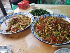 -江湖黑大兔(杨家坪店)
