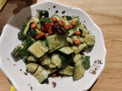 果仁拍黄瓜-大话小腰(鸟巢店)