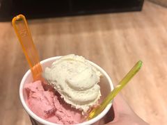 小蛋糕冰淇淋-浦东绿地铂骊酒店-POYA西餐厅(绿地东海岸国际广场店)