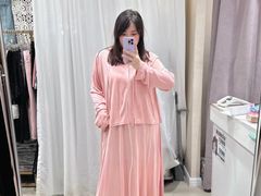 -绮梦微胖大码女装(东方社区三十一街坊店)