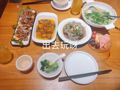 -隔壁老王·家常云南菜(花巷店)