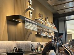 -星巴克臻选(上海合生汇1F店)