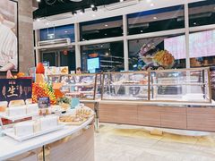 面包甜点陈列柜-巴黎贝甜(国贸店)