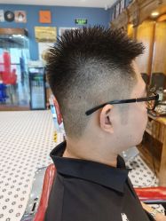 -贝勒爷专业男发
