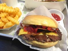 香辣烟熏培根牛肉堡-Shake Shack(西单大悦城店)