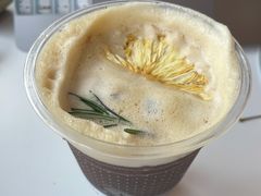 菠萝桂花冷萃-Seesaw Coffee(上生新所店)