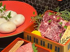 -山川小町·极番烧肉(新地假日广场店)