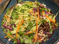 石河子凉皮-耶里夏丽·新疆菜·28年喀什老馆(田林东路店)