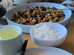 -严记小天府酸菜鱼(西四路店)