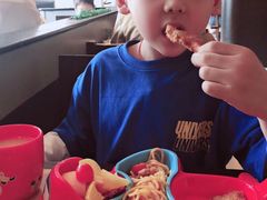 -必胜客(东兴商厦店)