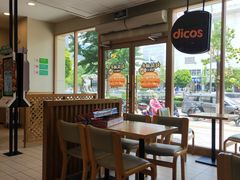 -德克士(通宝路店)