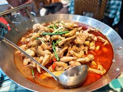 -昱龙大盆牛蛙馆(三兴街总店)