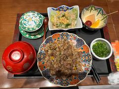 -8PINTS八品脱·日料·烧鸟·精酿小酒馆(莘庄店)