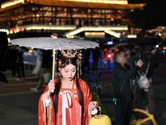 -黄兴南路步行商业街