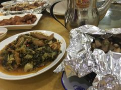 -鲤鱼塘农家山庄