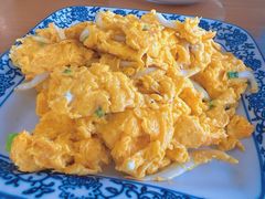 银鱼炒土鸡蛋-品鲜村农家菜·阳澄湖大闸蟹(总店)