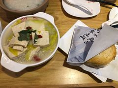 上汤娃娃菜炖豆腐-嘉和一品粥(山水店)