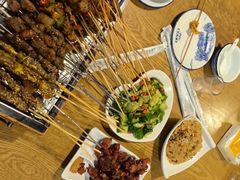 -烤满分·东北烧烤(首经贸店)