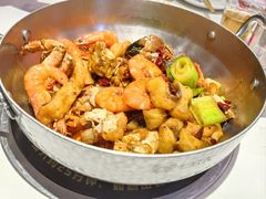 -七欣天香辣蟹火锅(闵行浦江欢乐颂店)