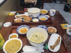 -百年老字号·观振兴蟹黄面·三虾面·苏式面(观前街富仁坊巷店)