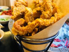 -茅草房·河畔园林火锅