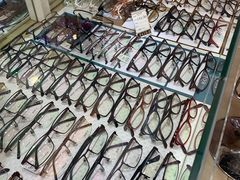 -罗创丹阳眼镜(童卫路店)