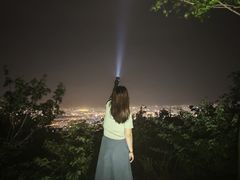 -鬼笑石后山停车场