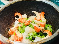 招牌小龙虾红糖泡饭-蜜桃花开·中西融合菜E&W(南长街店)