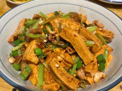 -寻钵记民菜馆·正宗常德钵子菜(滨湖路店)