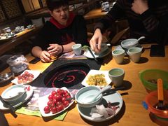 -洪氏嗨捞·广东猪肚鸡·椰子鸡火锅(西咸万象城店)