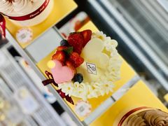 -花花卷卷·鲜食蛋糕(静安久光百货店)