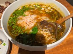 小锅米线-SHAN山(前滩太古里店)