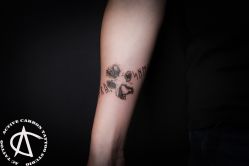 -AC TATTOO 纹身