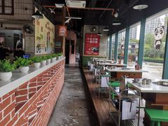 大堂-憨铁匠老火锅(龙岗万科里店)