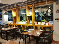 -布鲁豪斯亲子欢乐家庭餐厅