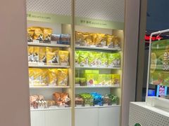 -良品铺子(海林广场店)