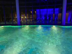 -上海滴水湖皇冠假日酒店
