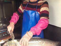 -梅记大块头爆鱼店(乍浦路店)