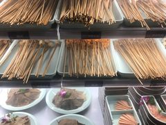 -耍哥串串香(香月湖店)