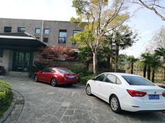 -上海怡沁园度假酒店