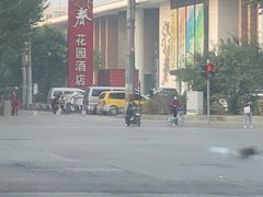 -天下春花园酒店(大东店)