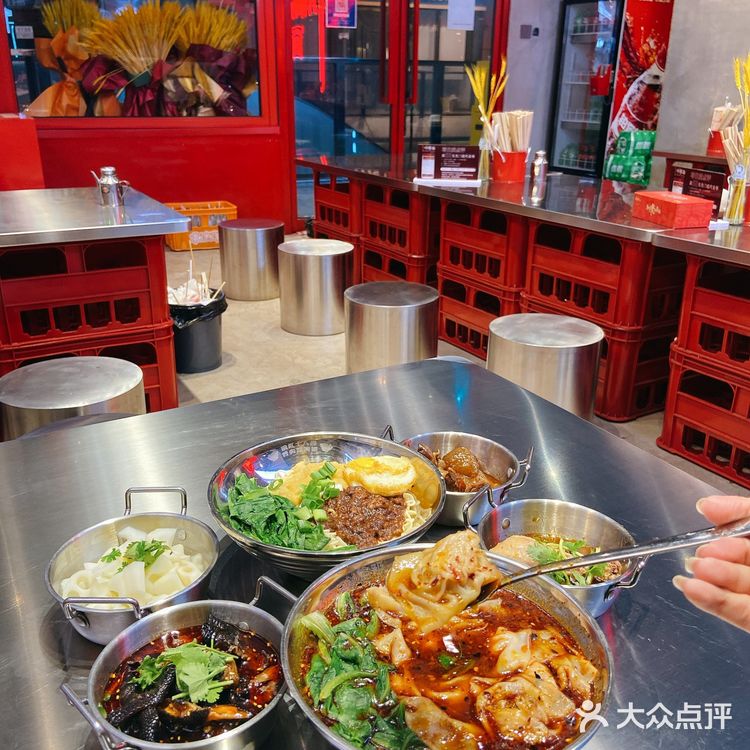 通州万达金街B区一家开业一周左右的面馆儿