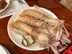 -荣誉国际酒店-云顶旋转餐厅