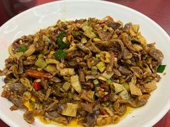 白辣椒炒鸡杂-伙工殿餐厅(吉大店)