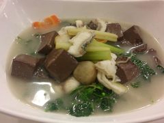 鱼片猪红浸枸杞-金城大酒店-中餐厅(汾江中路店)