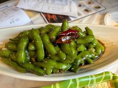 -肥肥虾庄·金牌油焖大虾(沙湖店)