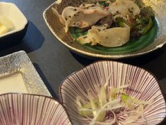 -铭牛烧肉·和牛海鲜自助(高新月牙湖店)